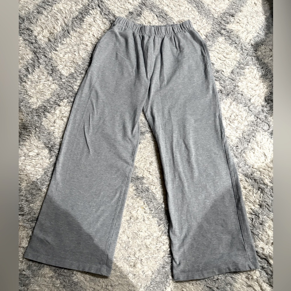 Brandy Melville Anastasia Sweatpants